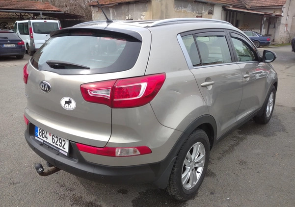 Kia Sportage cena 36039 przebieg: 90787, rok produkcji 2012 z Ścinawa małe 232